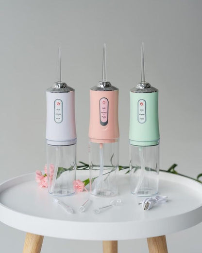 Portable Oral Irrigator – جهاز تنظيف الأسنان بالماء المحمول